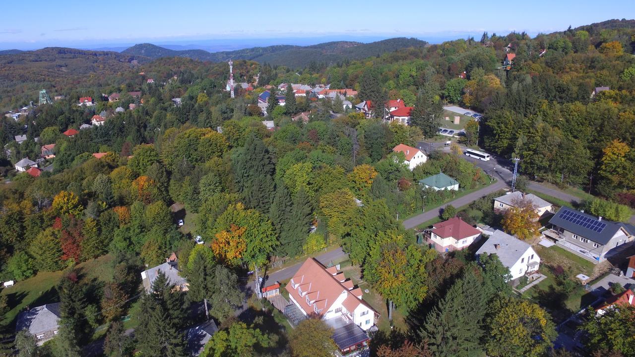 Matraszentimre Panzio Hotel Buitenkant foto