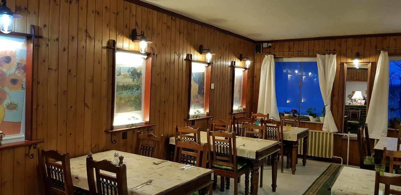 Matraszentimre Panzio Hotel Buitenkant foto